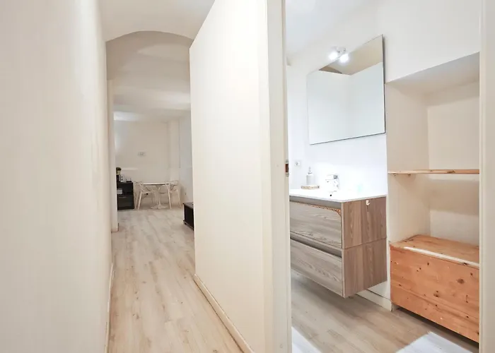 Cairoli Art Apartment Bari